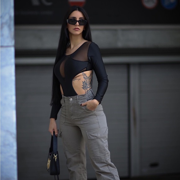 Contrast Mesh Backless One Piece Swimsuit Sizes S, M - Picture 5 of 6